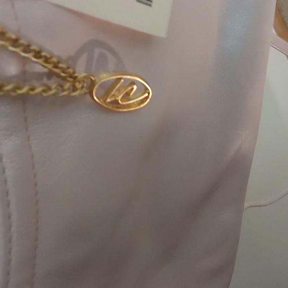 Liz Claiborne pearl pink leather small purse**Was$17** - Picture 3 of 5